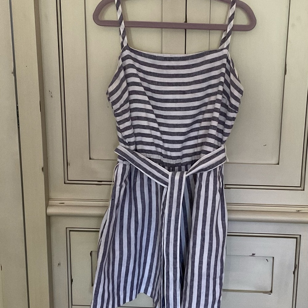 Ladies One piece Linen Romper Size 4